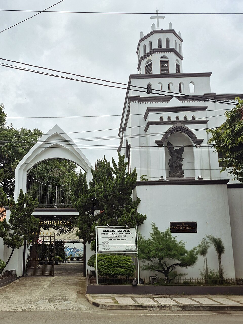 Gereja Santo Mikael - Indramayu