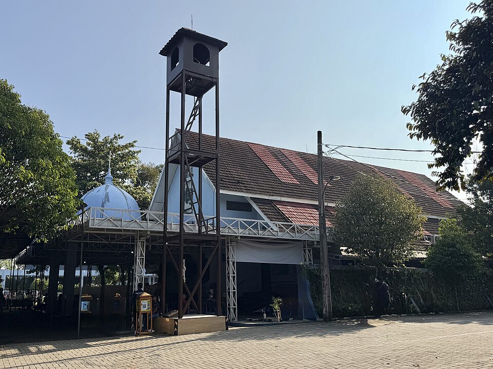Gereja Santo Ignatius Loyola - Semplak