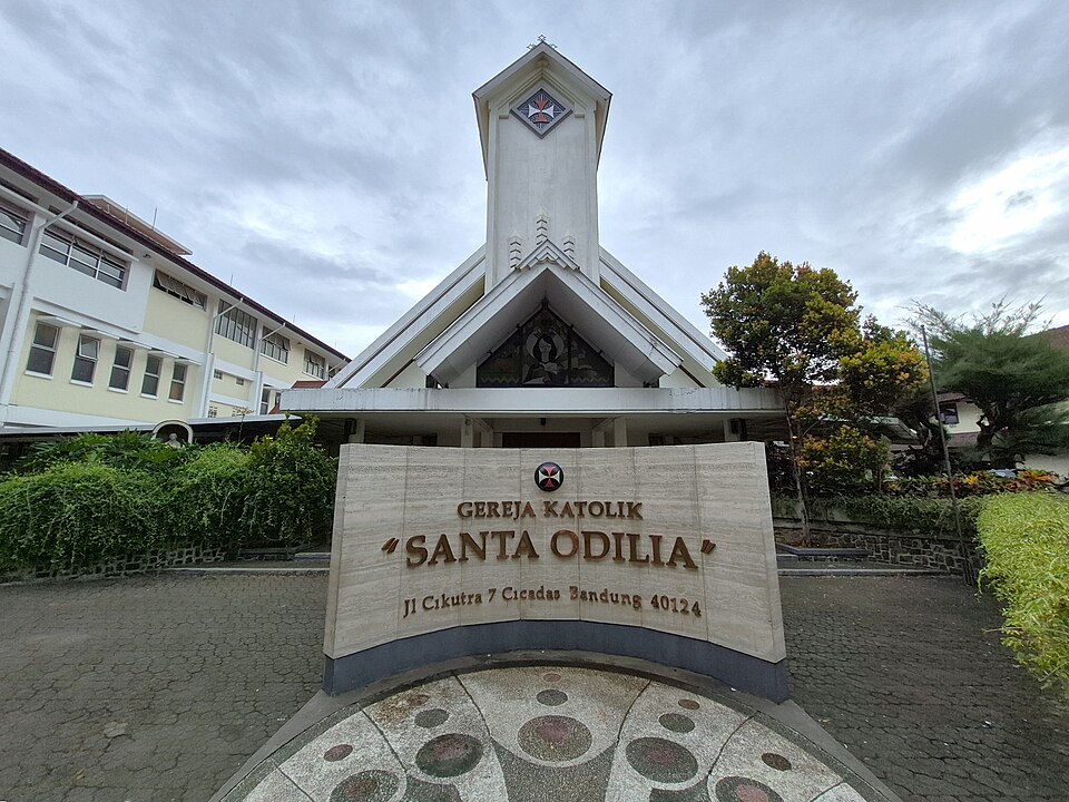 Gereja Santa Odilia - Cicadas / Kota Bandung