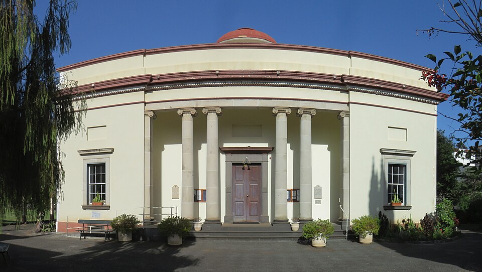 Gereja Tritunggal Mahakudus