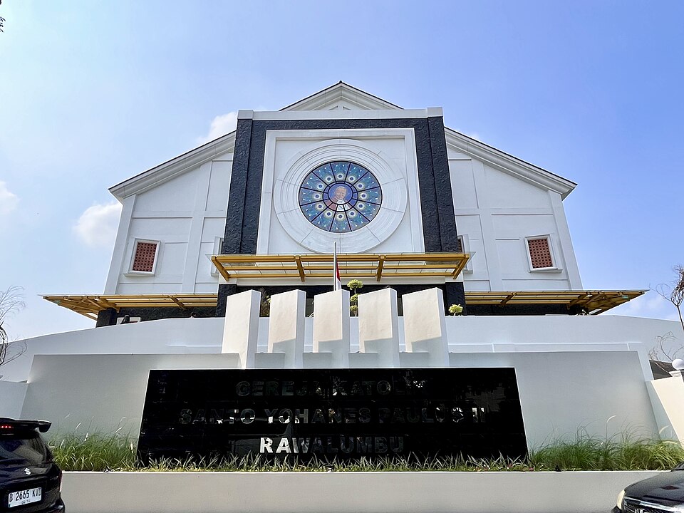 Gereja Katolik Stasi Rawalumbu Santo Yohanes Paulus II
