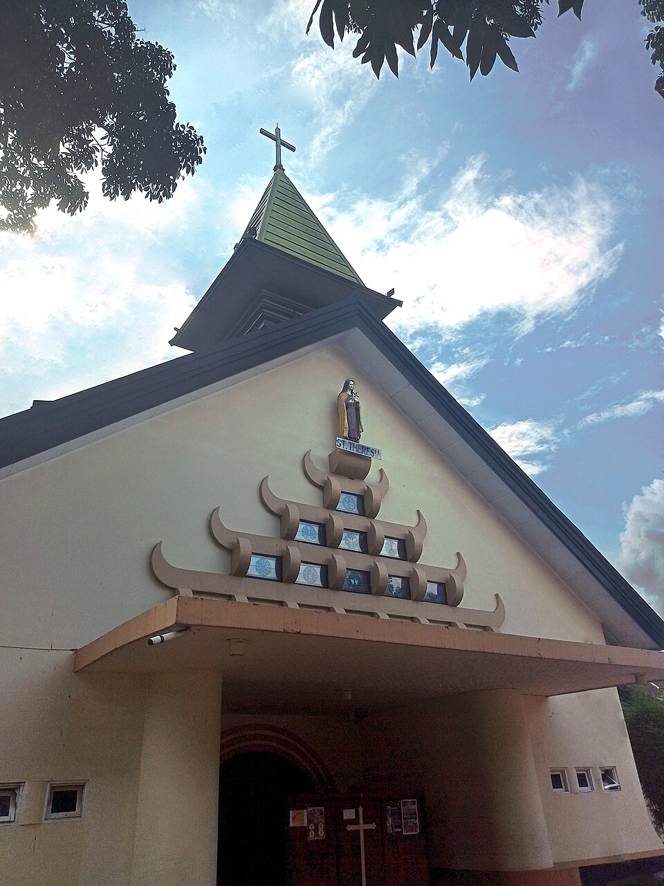 Gereja Santa Theresia dari Kanak-kanak Yesus - Katedral Padang