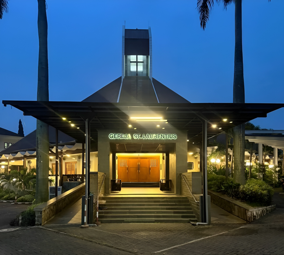 Gereja Santo Laurentius - Sukajadi