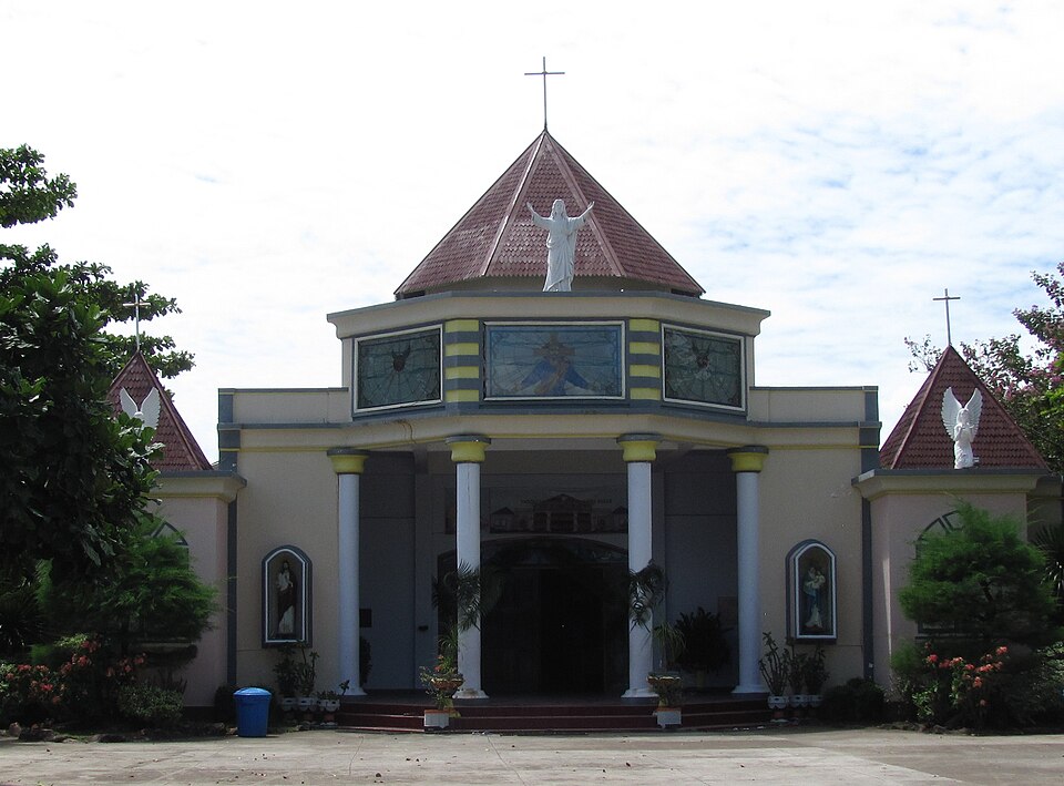 Gereja Sang Penebus - Sumbawa Besar