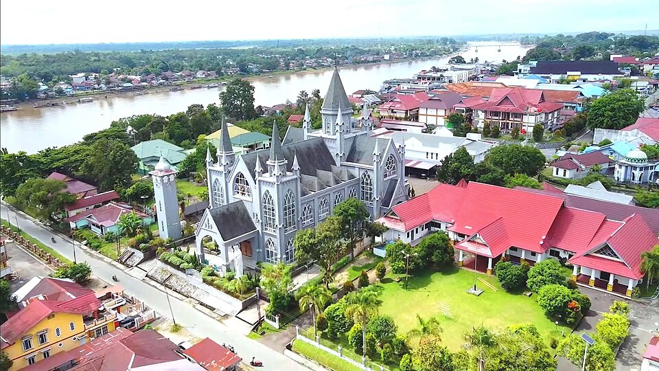 Gereja Kristus Raja - Katedral Sintang