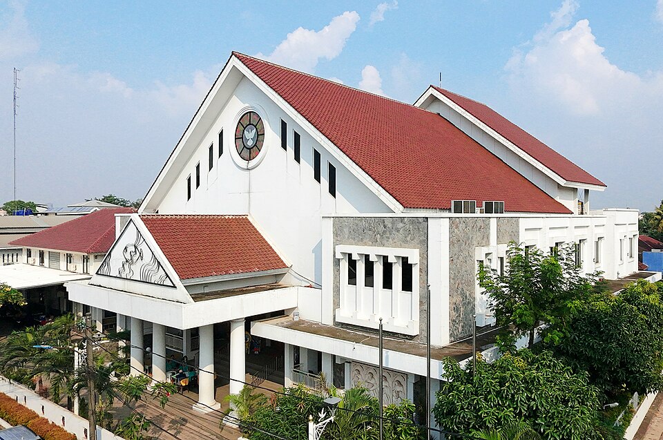 Gereja Santo Leo Agung - Jatiwaringin