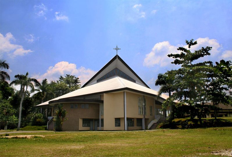 Gereja Katolik Paroki Santo Petrus, Sanggau Ledo